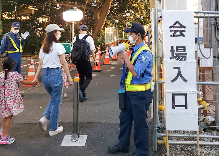 大規模イベント会場での混雑整理と動線管理