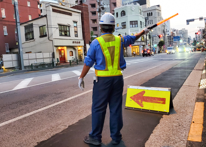 現場での交通誘導