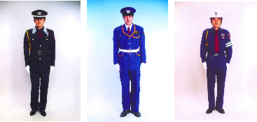 警備員制服衣替え